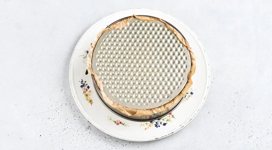 Заливной яблочный пирог: шаг 8