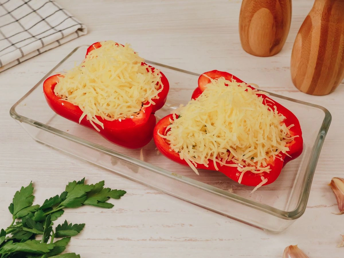 Шаг 8: Запеченный перец с творогом и зеленью
