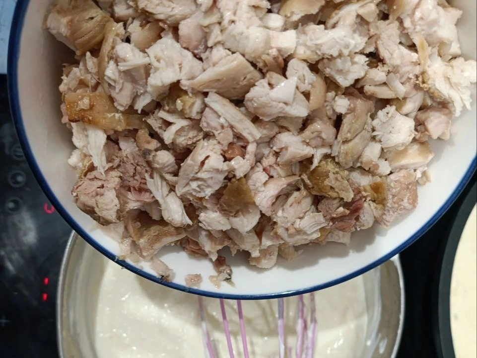 Шаг 8: Жюльен с куриным филе и грибами