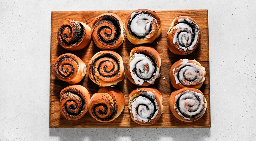 Булочки-«улитки» с маком и глазурью: шаг 9