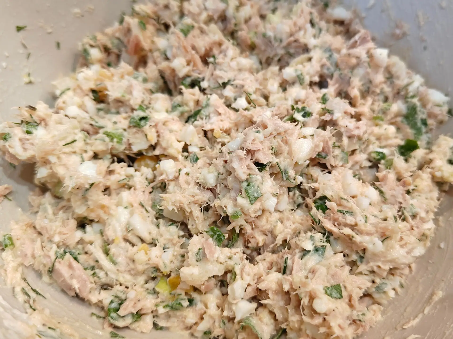 Шаг 9: Бутерброды с тунцом и творожным сыром