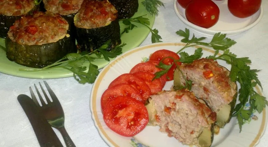 Цукини с мясным фаршем и помидорами: шаг 9