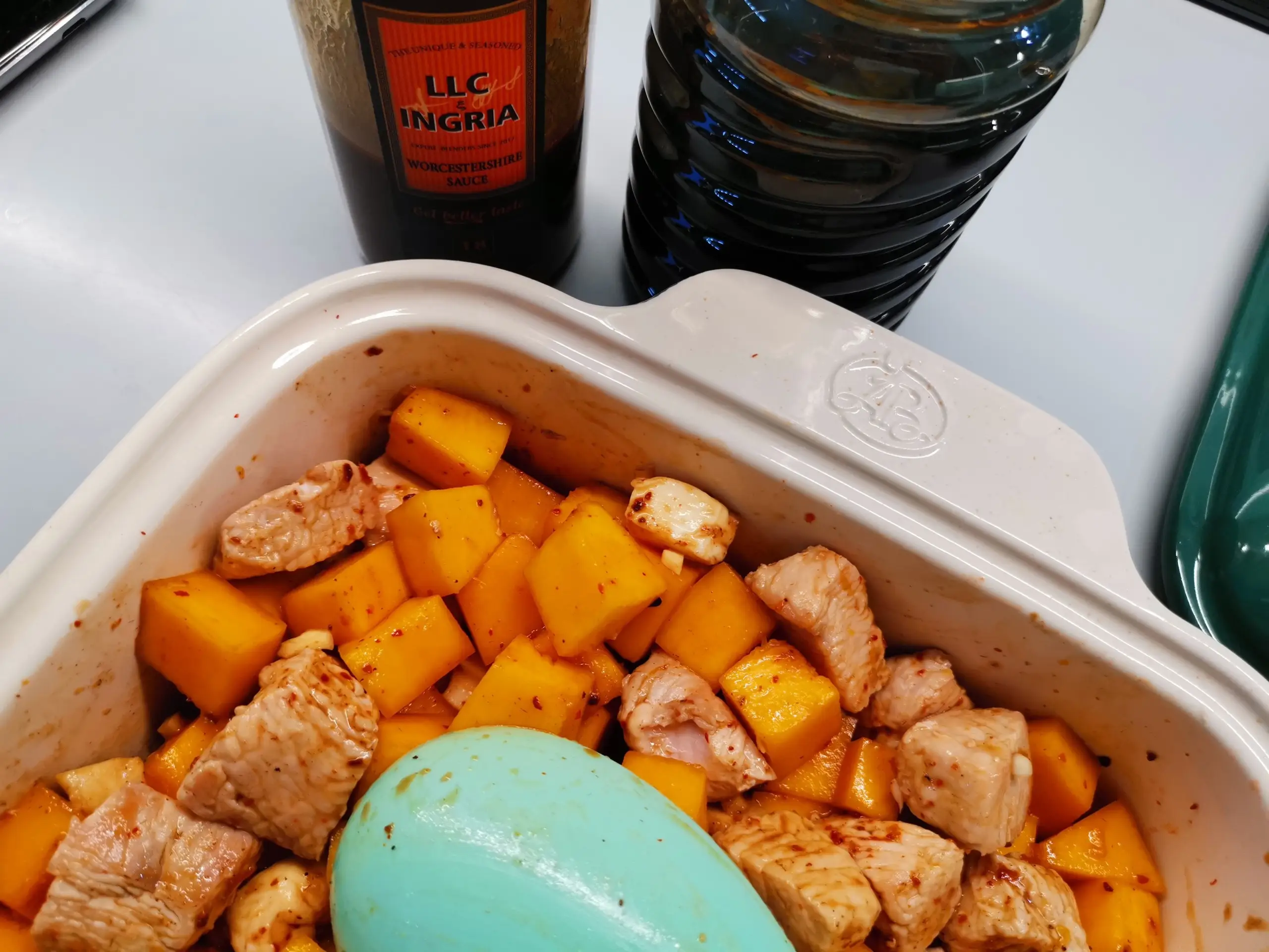 Шаг 9: Индейка с тыквой