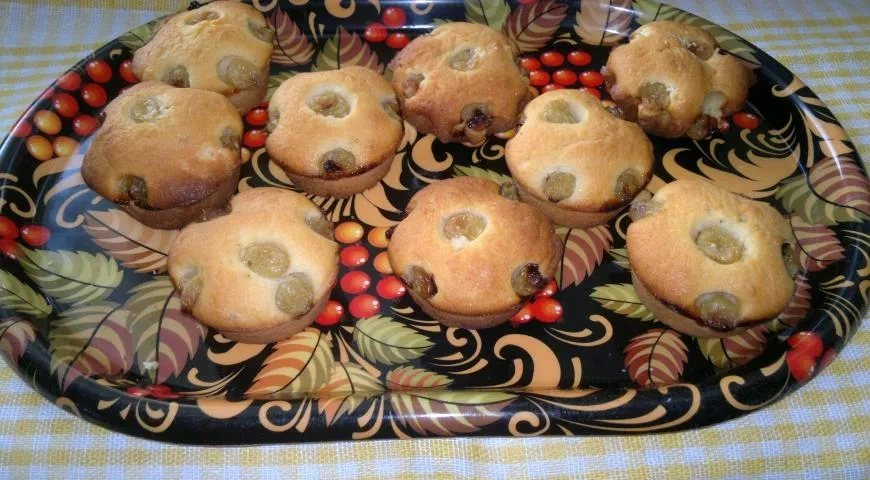 Мини-кексы с виноградом: шаг 9