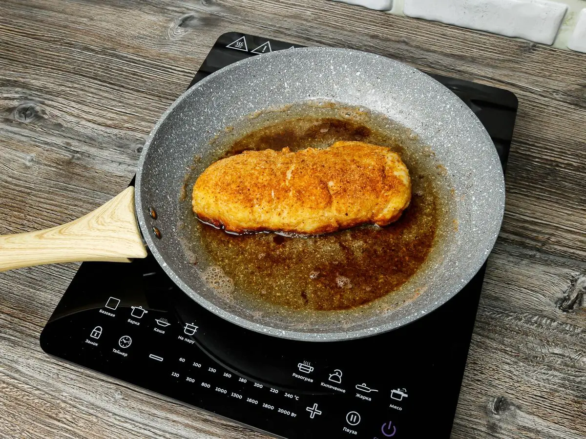 Шаг 9: Котлета по-киевски с грибами