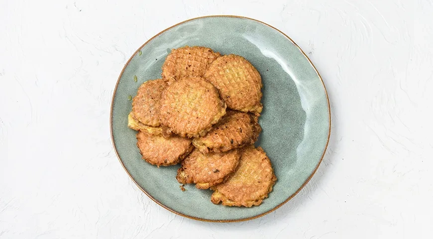 Котлеты в вафельных коржах: шаг 9