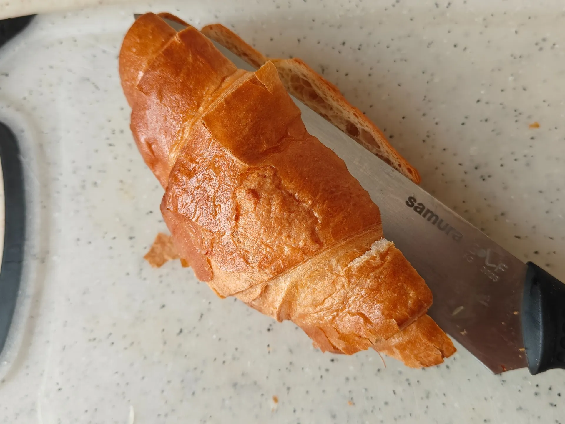 Шаг 9: Круассан с тунцом