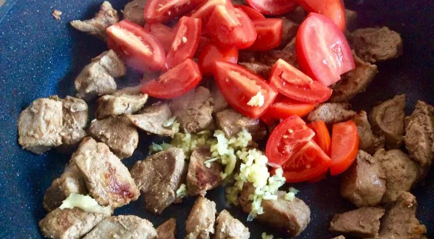 Оджахури из свинины по-грузински: шаг 9