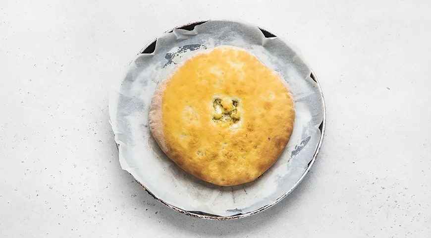 Осетинский пирог с курицей и сыром: шаг 9