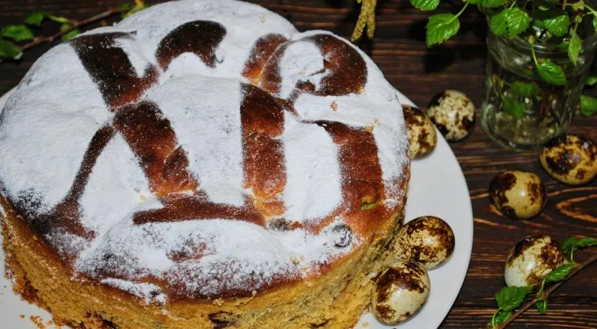 Пасхальная выпечка с вяленой вишней, шоколадом и фисташками: шаг 9