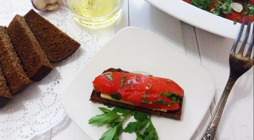 Печеный болгарский перец в ароматной заливке: шаг 9