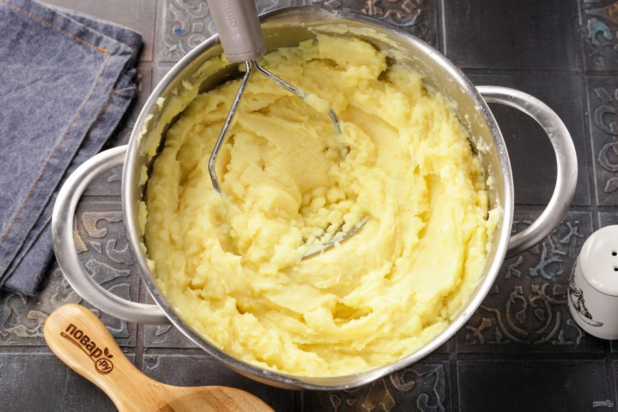 Шаг 9: Пюре картофель ное с молоком