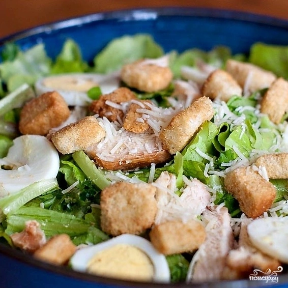 Шаг 9: Салат цезарь классический