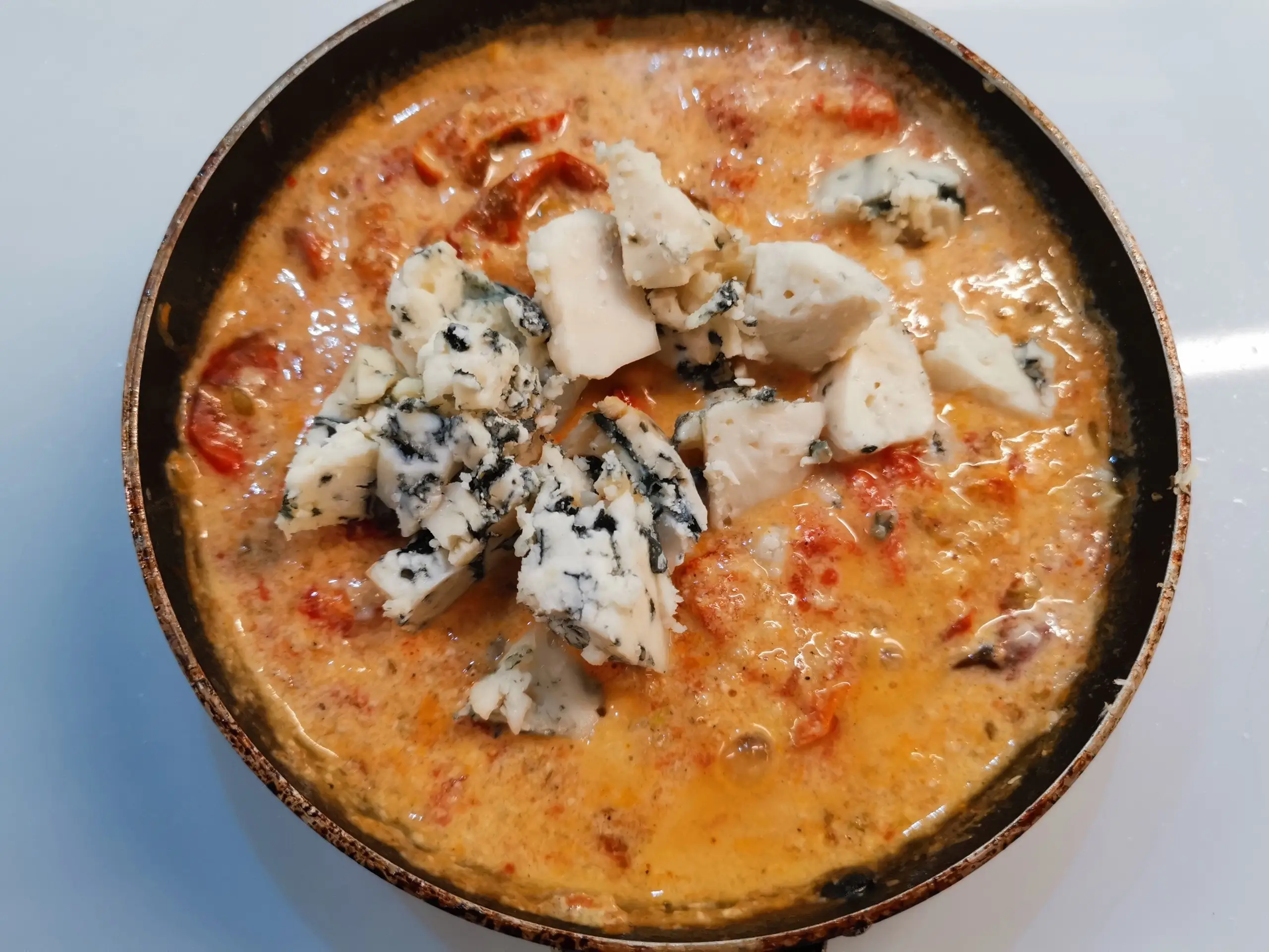 Шаг 9: Сливочно-сырный соус