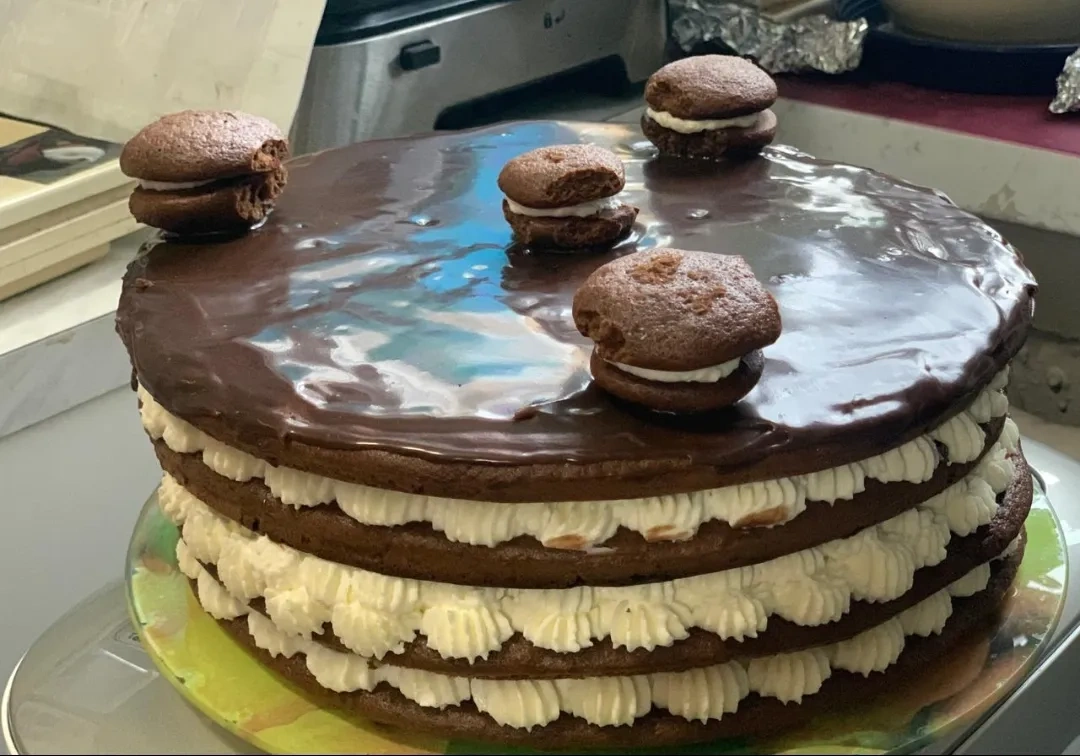 Шаг 9: Торт «Вупи Пай» с крем-чиз