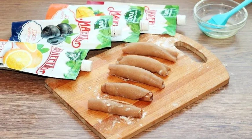 Трубочки с фруктовой начинкой "Махеевъ" к 8 марта: шаг 9