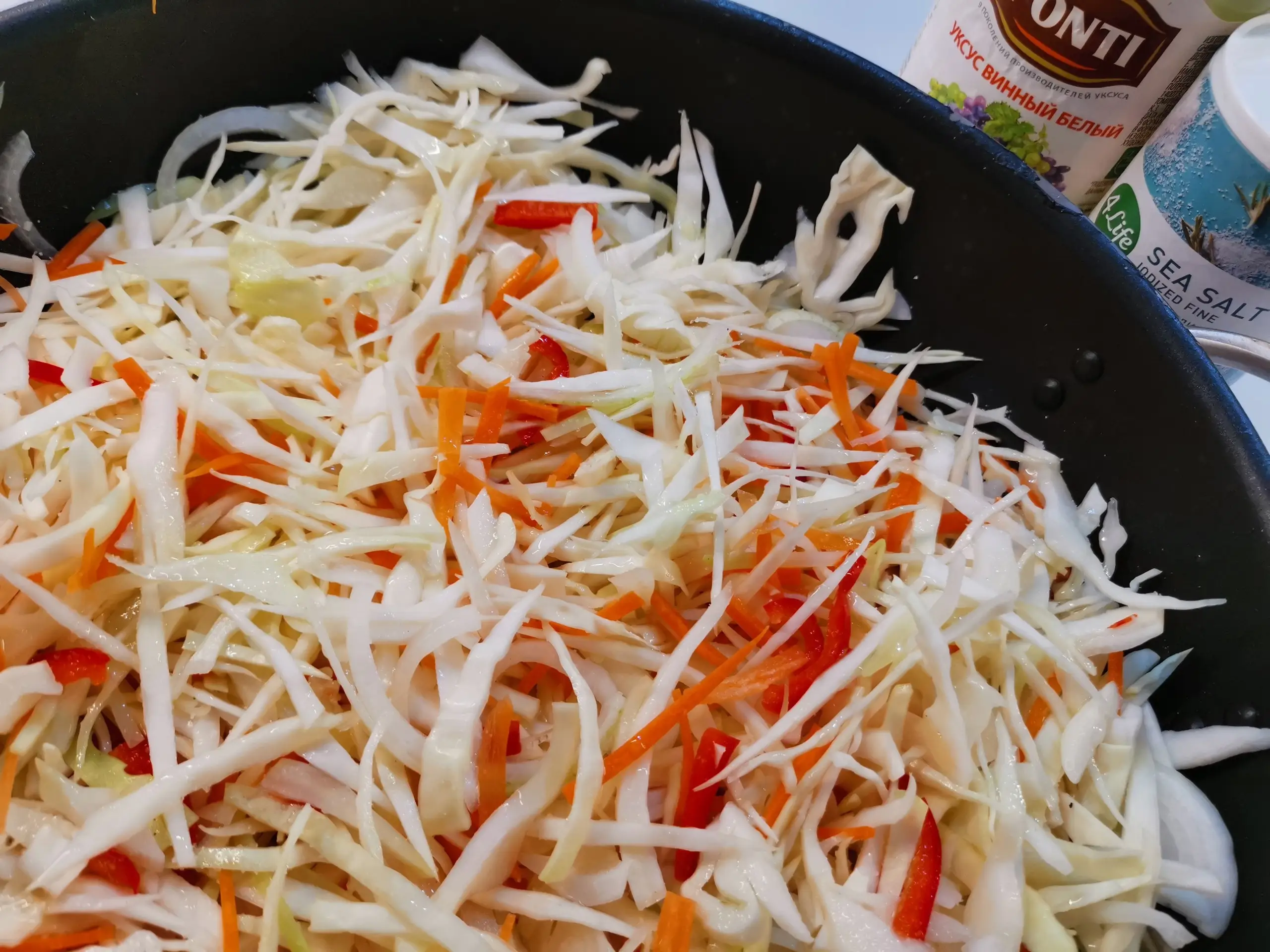 Шаг 9: Тушеная капуста с мясом